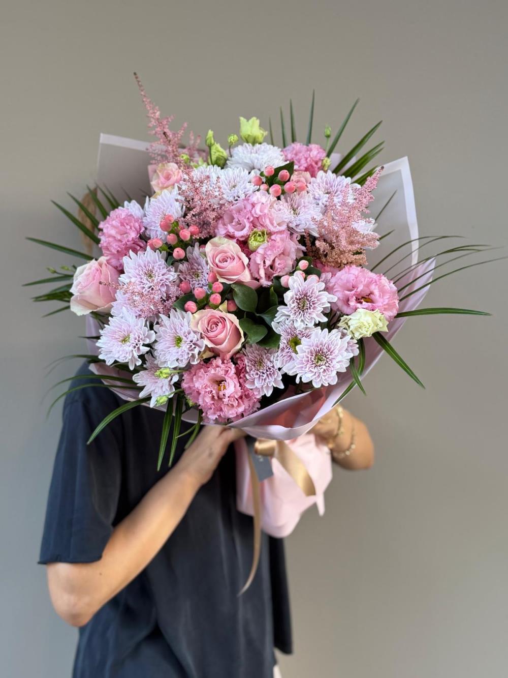 Lovely Pink Buket 
